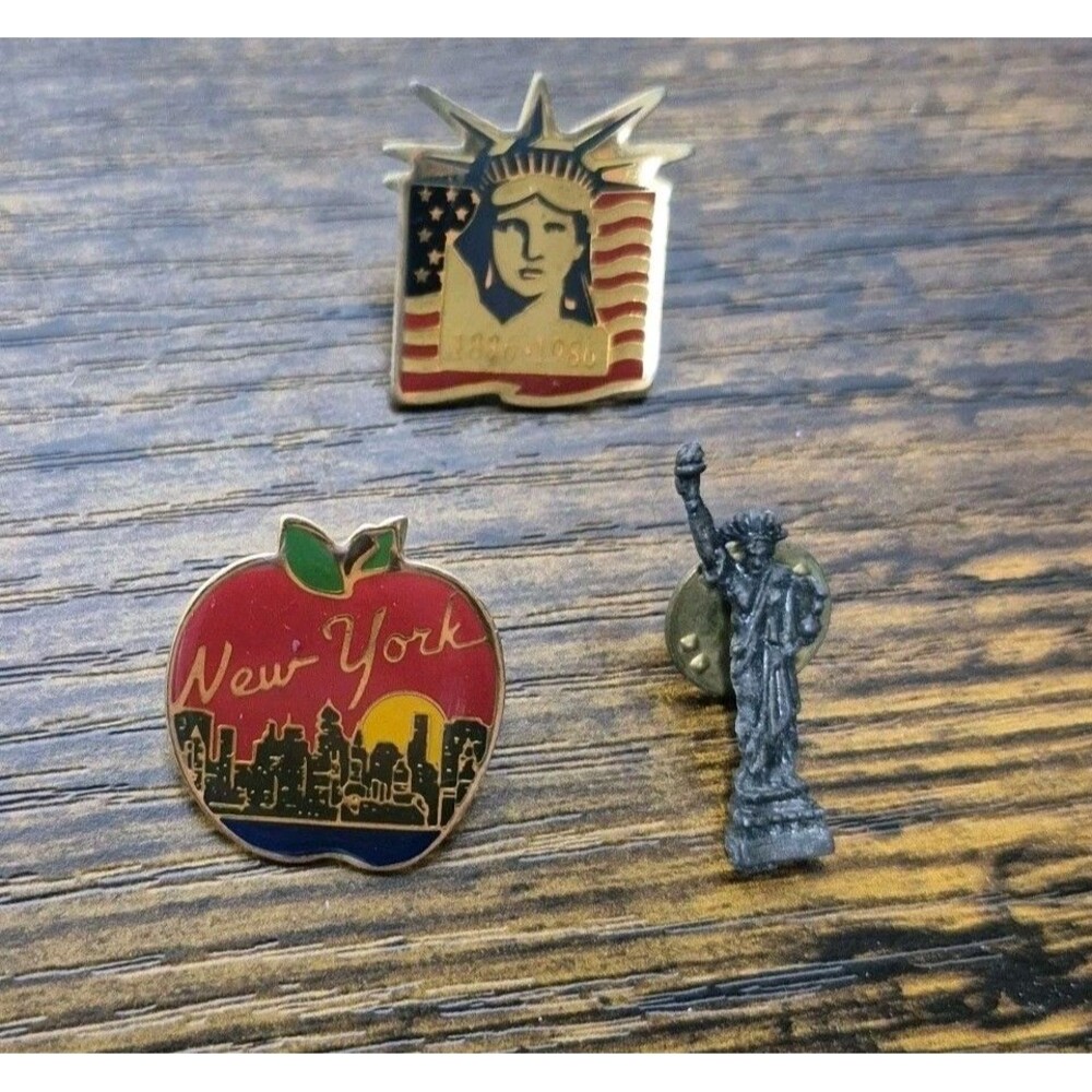 Vintage New York The Big Apple Statue Of Liberty US Flag Lapel Hat Pins LOT OF 3